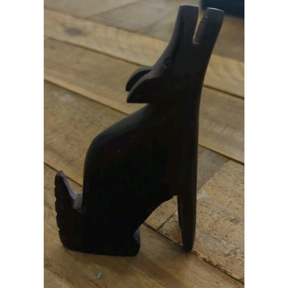 VTG Ironwood Hand Carved Howling Coyote Wolf Figurine Southwest Decor - Picture 1 of 6